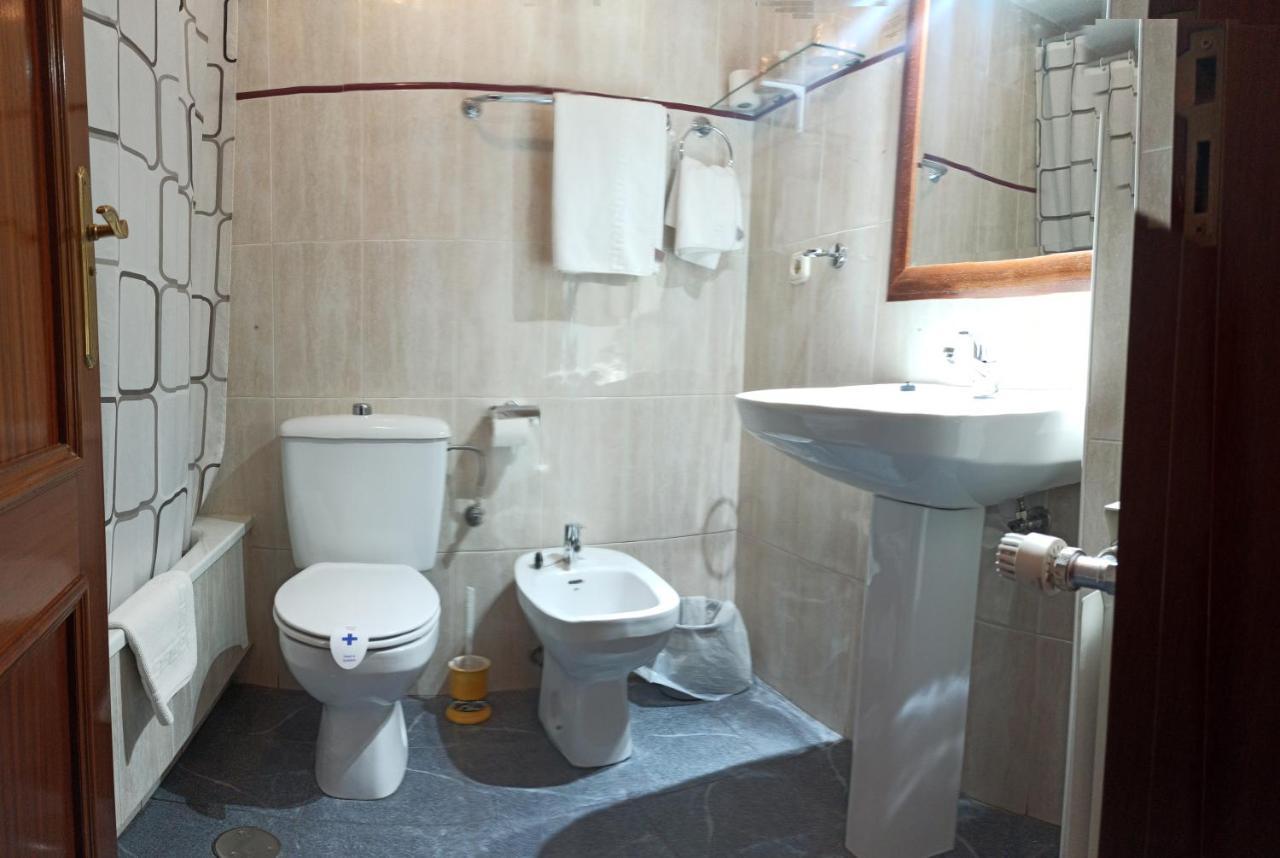 Hostal San Antonio イスカル エクステリア 写真
