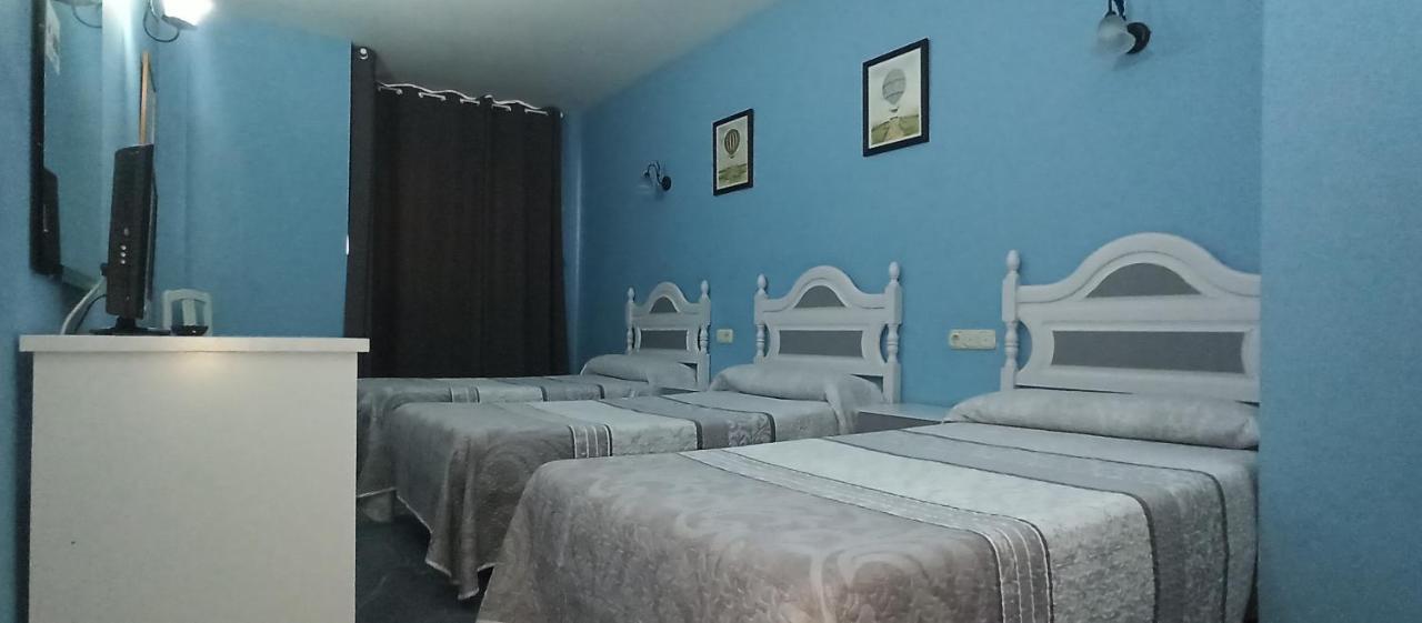 Hostal San Antonio イスカル エクステリア 写真